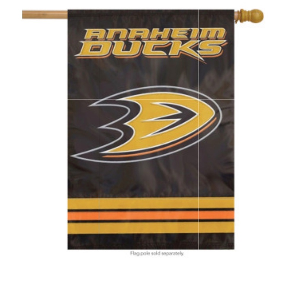 Anaheim Ducks Decorative Flag. - Picture 1 of 10